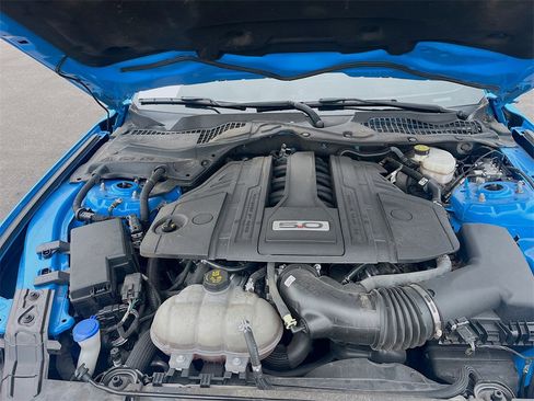 Used 2022 Ford Mustang GT Premium image 29