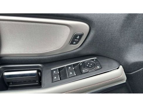 Used 2025 Ford Expedition Max Active image 22