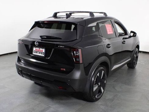 Certified 2026 Nissan Kicks SR FWD image 4