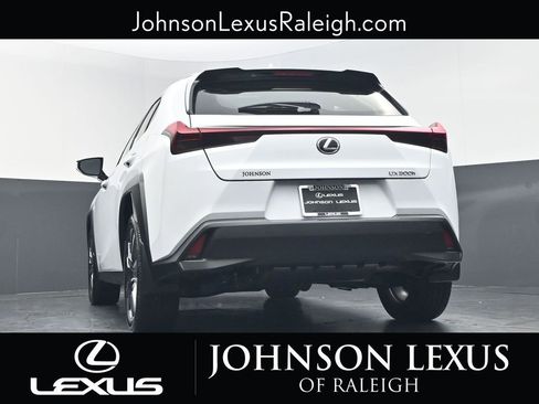New 2026 Lexus UX 300h FWD image 18