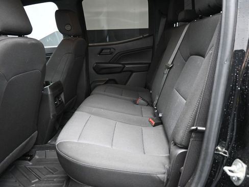 Used 2025 Chevrolet Colorado Trail Boss image 7