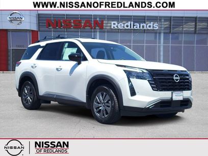 New 2026 Nissan Pathfinder SV