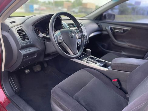 Used 2013 Nissan Altima 2.5 S FWD image 18
