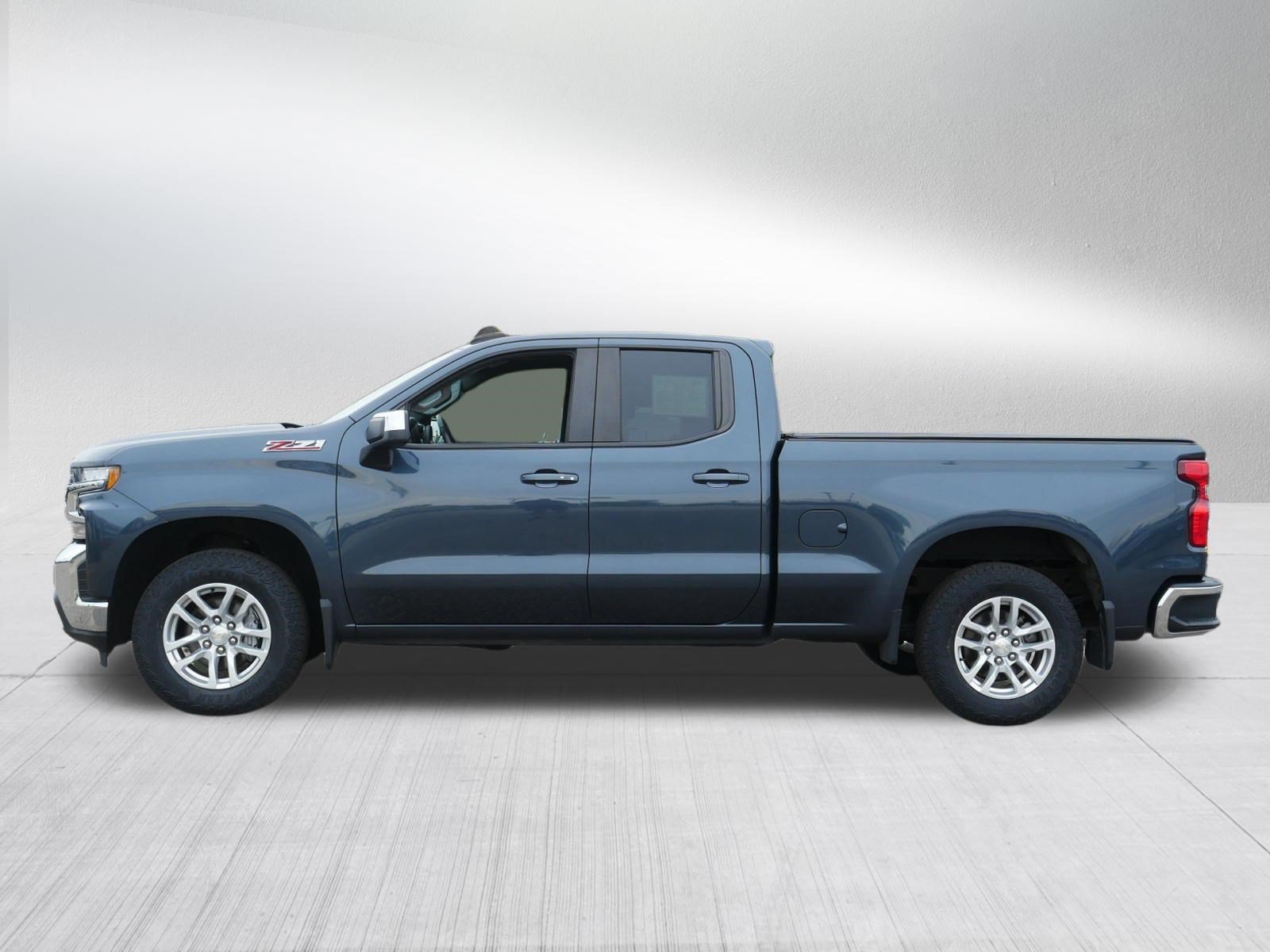 Used 2020 Chevrolet Silverado 1500 LT w/ All-Star Edition AWD/4WD image 4