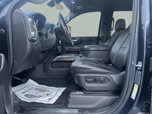 Used 2020 GMC Sierra 2500 Denali w/ Denali Ultimate Package image 32