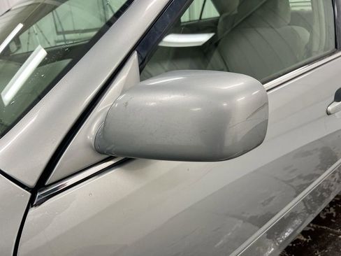 Used 2005 Toyota Camry LE FWD image 29
