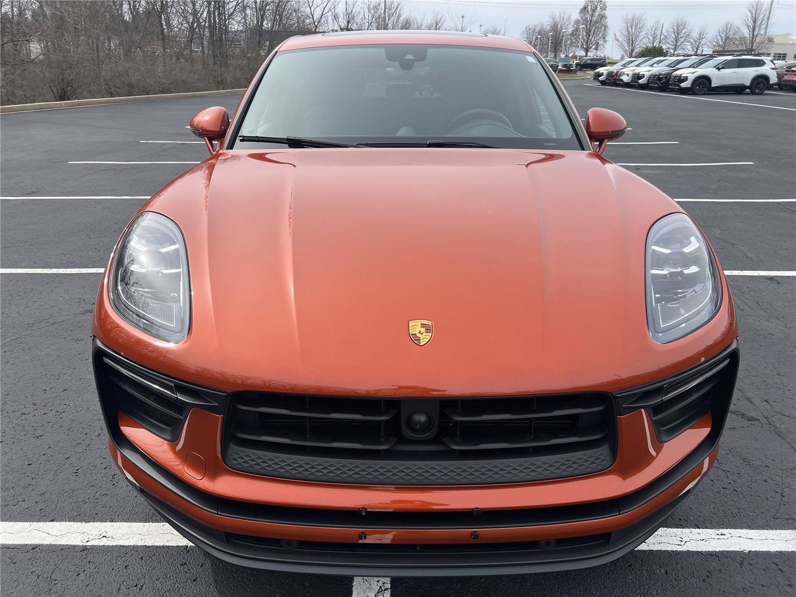 Used 2024 Porsche Macan AWD/4WD image 8