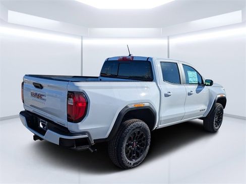 New 2026 GMC Canyon Elevation w/ Convenience Package image 3