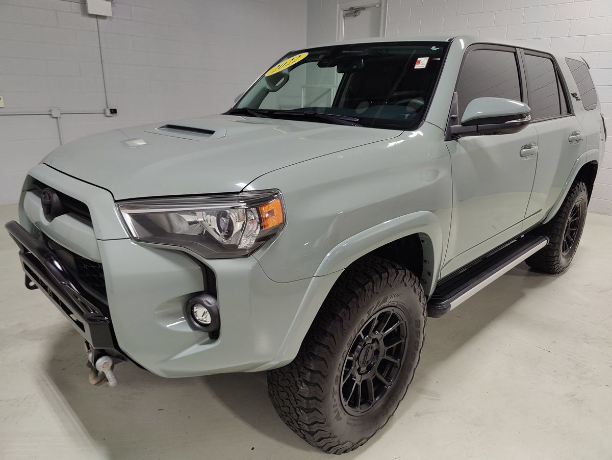 Used 2022 Toyota 4Runner TRD Off-Road Premium AWD/4WD image 27