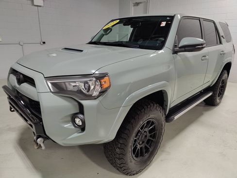 Used 2022 Toyota 4Runner TRD Off-Road Premium AWD/4WD image 27