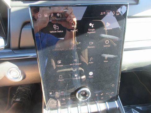 New 2026 GMC Terrain AT4 w/ Convenience Package III AWD/4WD image 18