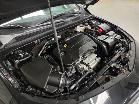 Used 2024 Chevrolet Malibu LS FWD image 39