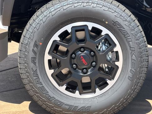 New 2026 Toyota Tacoma TRD Off-Road AWD/4WD image 33