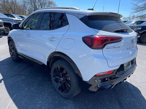 Used 2024 Buick Encore GX Sport Touring w/ Comfort Package image 4