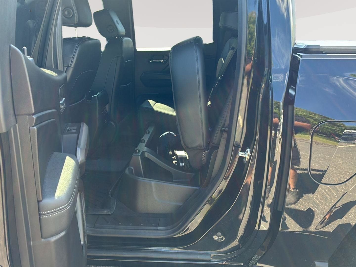 Used 2026 Chevrolet Colorado LT w/ LT Convenience Package AWD/4WD image 21