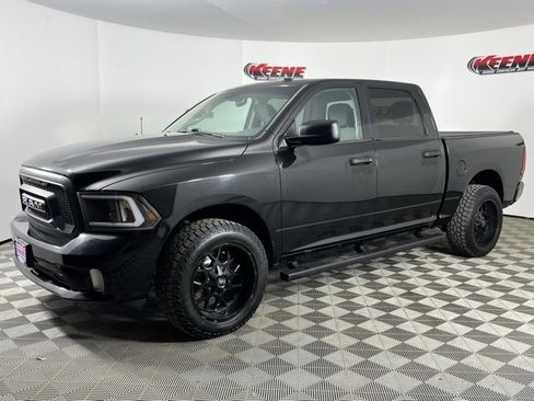 Used 2016 RAM 1500 Express w/ Black Ram 1500 Express Group image 5