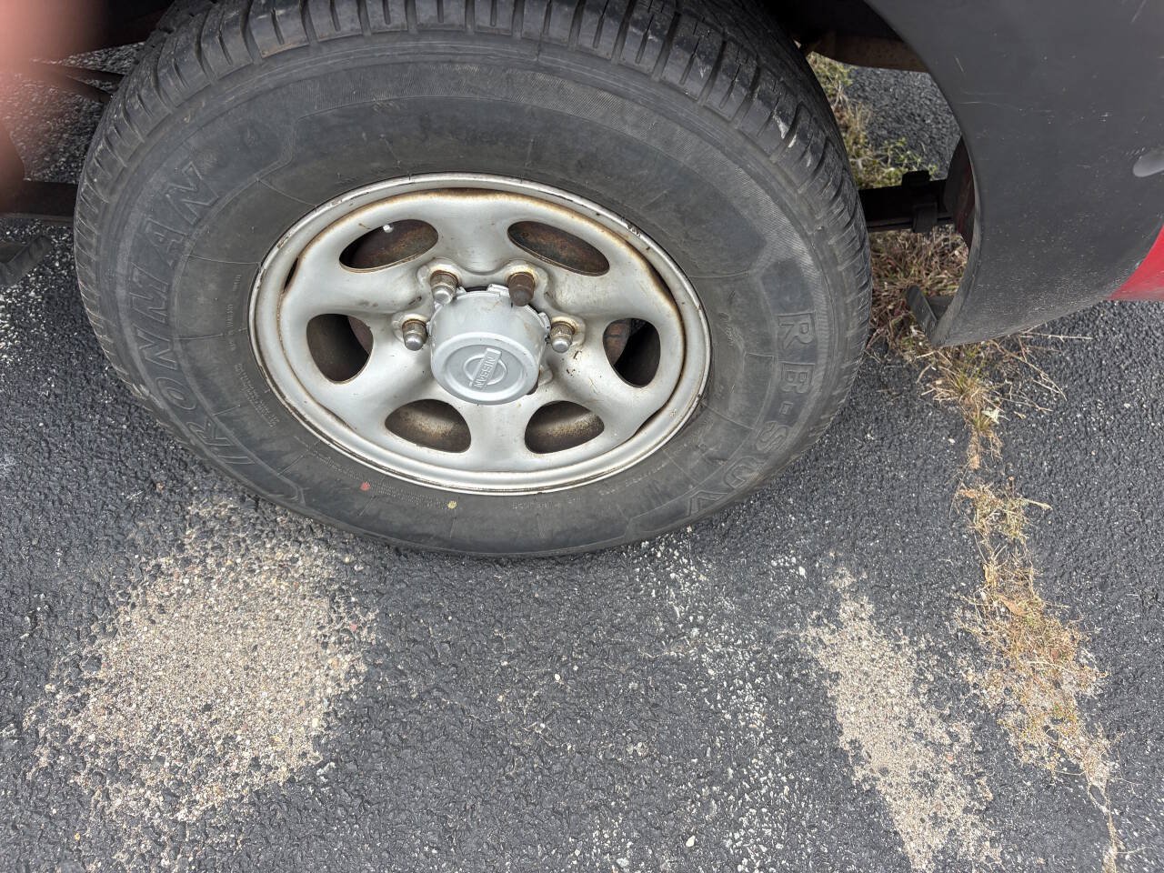 Used 2004 Nissan Frontier XE w/ (BGP) Basic Gear Pkg RWD image 6