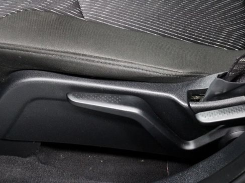 Used 2019 Dodge Journey SE w/ Connectivity Group FWD image 23