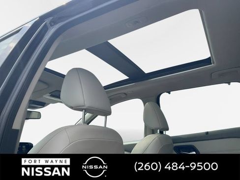 Certified 2023 Nissan Rogue SL w/ SL Premium Package AWD/4WD image 31