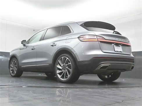 Certified 2022 Lincoln Nautilus Reserve w/ Equipment Group 201A image 36