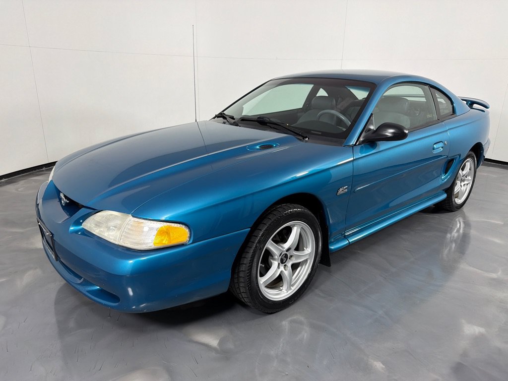Used 1994 Ford Mustang GT RWD image 9