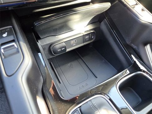 New 2025 Kia Telluride S image 19