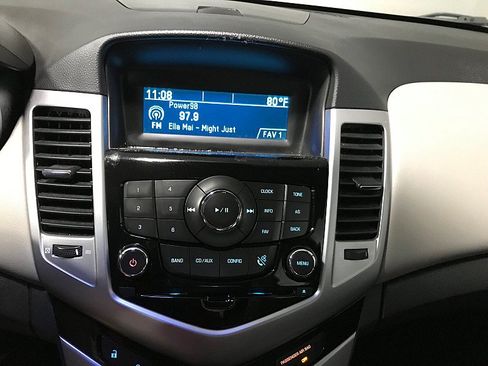 Used 2011 Chevrolet Cruze LS FWD image 26