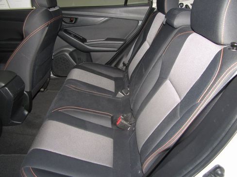 Used 2022 Subaru Crosstrek 2.0i Premium w/ Popular Package #3 image 12