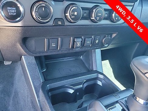 Used 2020 Toyota Tacoma TRD Sport image 27