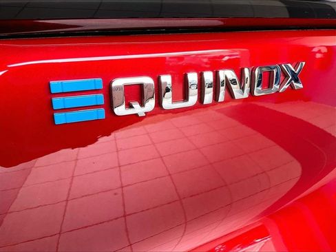 Used 2024 Chevrolet Equinox EV LT FWD image 28