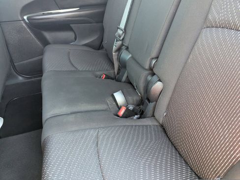 Used 2018 Dodge Journey SXT w/ Connectivity Group image 13