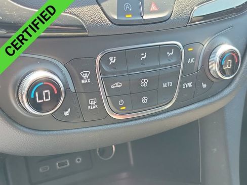 Certified 2023 Chevrolet Equinox RS w/ RS Leather Package AWD/4WD image 19