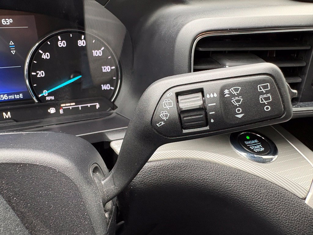 Used 2021 Ford Explorer XLT w/ Equipment Group 202A AWD/4WD image 22