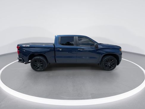 Used 2022 Chevrolet Silverado 1500 Custom w/ LPO, Blackout Package AWD/4WD image 22