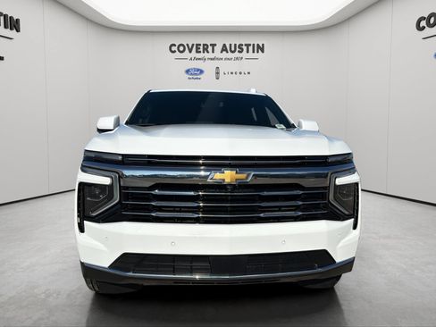 Used 2025 Chevrolet Tahoe LT RWD image 1