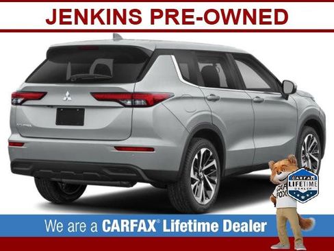 Used 2022 Mitsubishi Outlander ES image 31