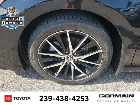 Certified 2021 Toyota Camry SE image 12