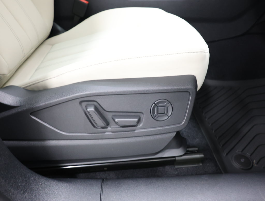 New 2026 Audi Q5 Premium Plus AWD/4WD image 22