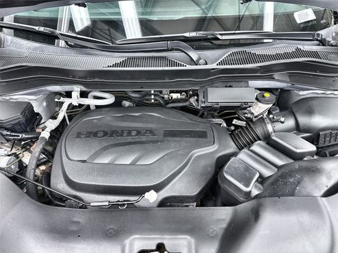 Used 2021 Honda Pilot Special Edition image 11