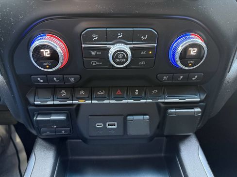 Used 2020 GMC Sierra 1500 AT4 image 10