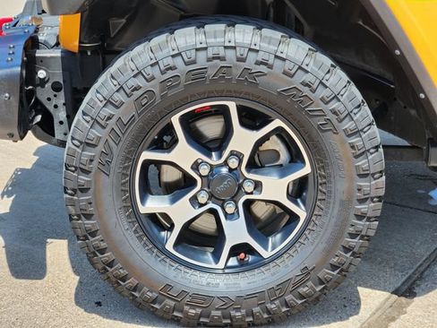 Used 2021 Jeep Wrangler Unlimited Rubicon AWD/4WD image 11