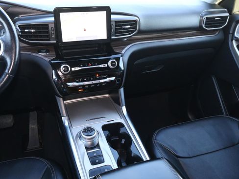 Used 2023 Ford Explorer Limited w/ Equipment Group 301A image 11