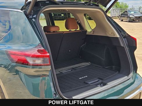 New 2026 Nissan Rogue Platinum AWD/4WD image 29