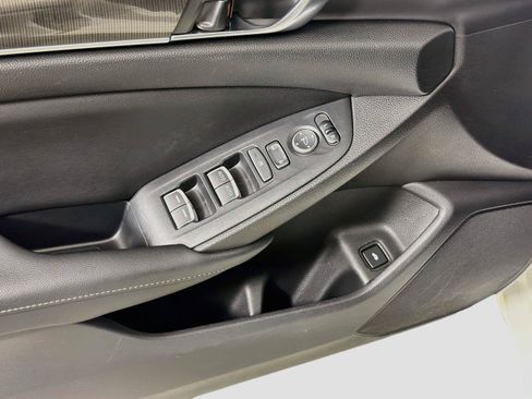 Used 2022 Honda Accord Sport image 17