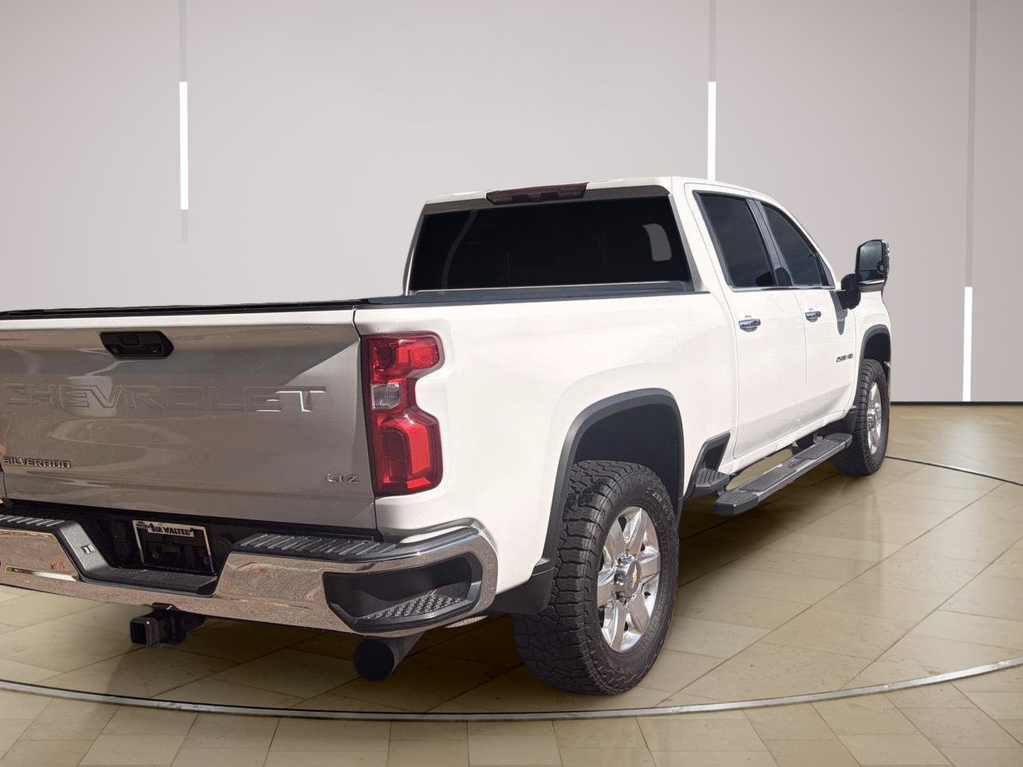 Used 2022 Chevrolet Silverado 2500 LTZ AWD/4WD image 7