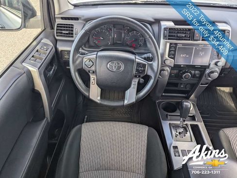 Used 2022 Toyota 4Runner SR5 AWD/4WD image 16