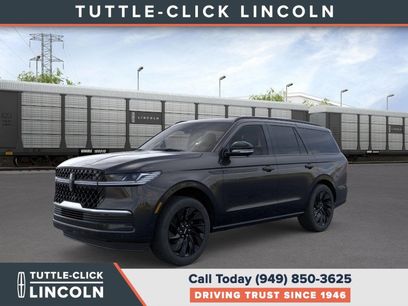 New 2025 Lincoln Navigator Reserve w/ Jet Appearance Package