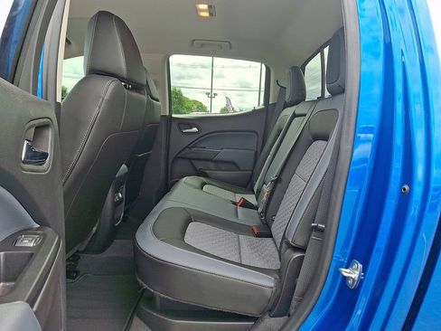 Used 2022 Chevrolet Colorado Z71 w/ Safety Package AWD/4WD image 10