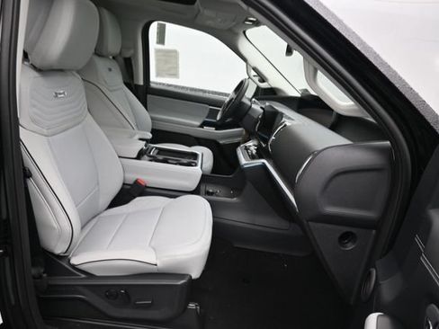 New 2026 Ford Expedition Max Platinum w/ Platinum Ultimate Package AWD/4WD image 13