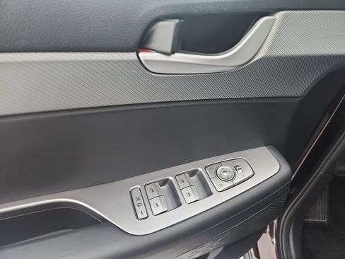 Used 2025 Hyundai Palisade SEL FWD image 23